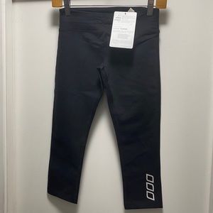 Lorna Jane Suki 7/8 Black Tight